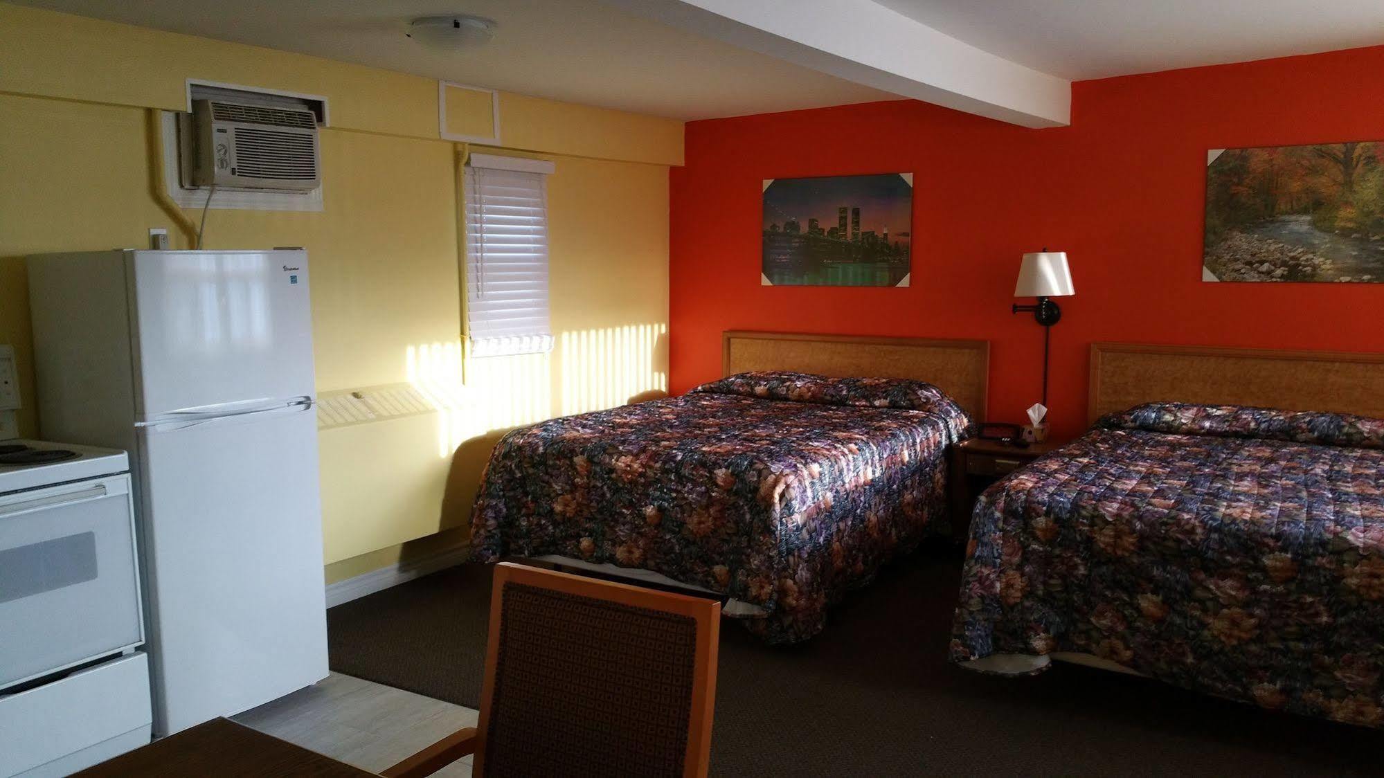 Rymal'S Motel リーミントン エクステリア 写真