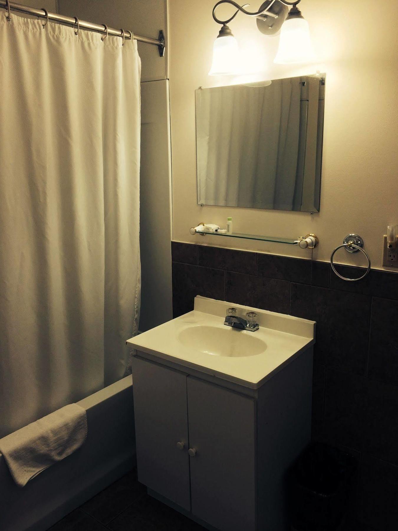 Rymal'S Motel リーミントン エクステリア 写真