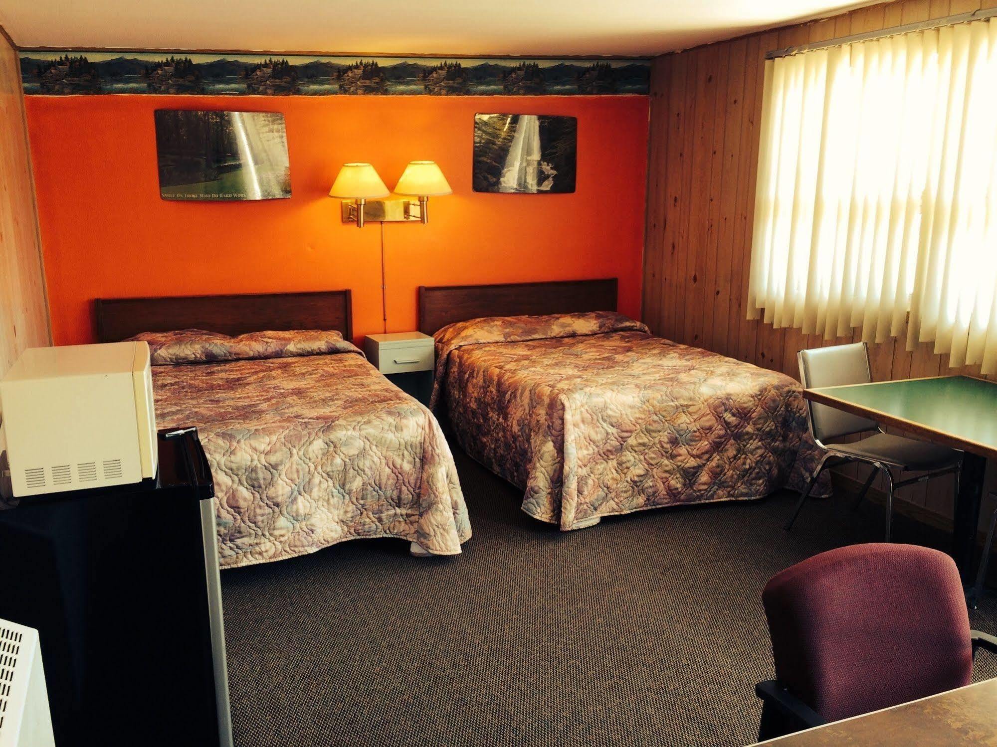 Rymal'S Motel リーミントン エクステリア 写真